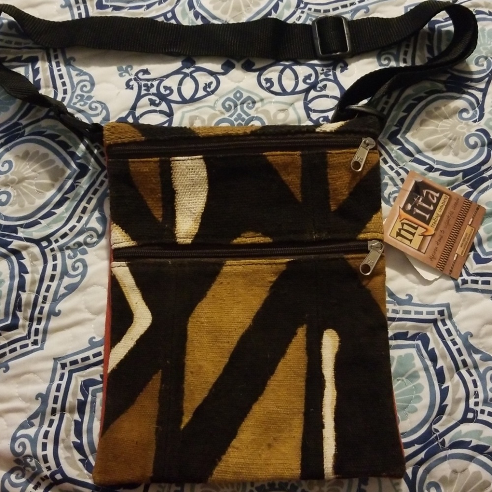 Shoulder bag